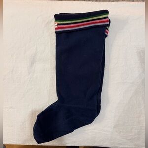 Hunter Women’s tall Navy boot socks with Multi-Stripe Cuff M/L